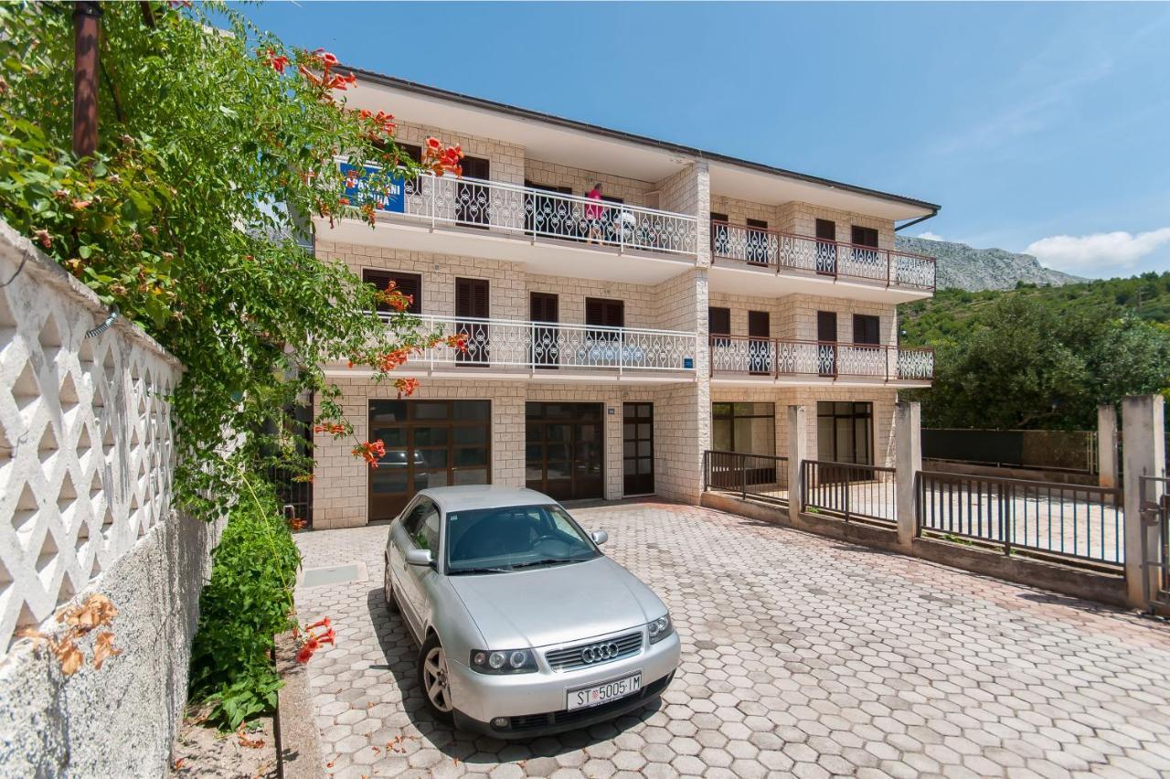 Apartments Ricina Dugi Rat Extérieur photo