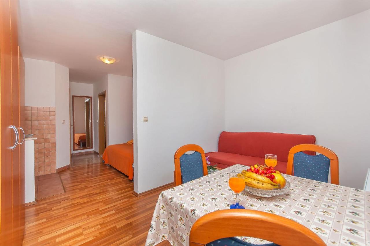 Apartments Ricina Dugi Rat Extérieur photo